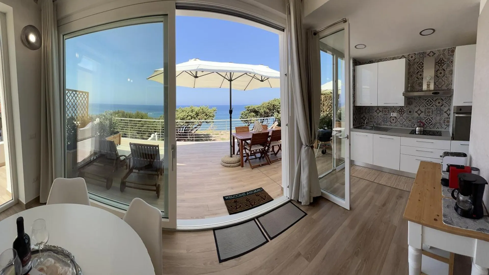 Alba Stupendo Appartamento In Villa Fronte Mare - Golfo Dell'Asinara - Internet Free Valledoria  Italy